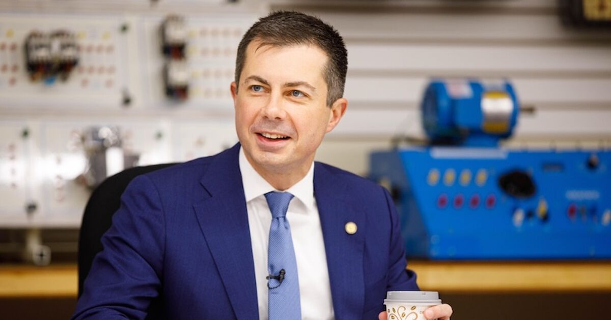 Pete Buttigieg explica cómo los demócratas pueden contrarrestar el caos de Trump en solo 16 palabras