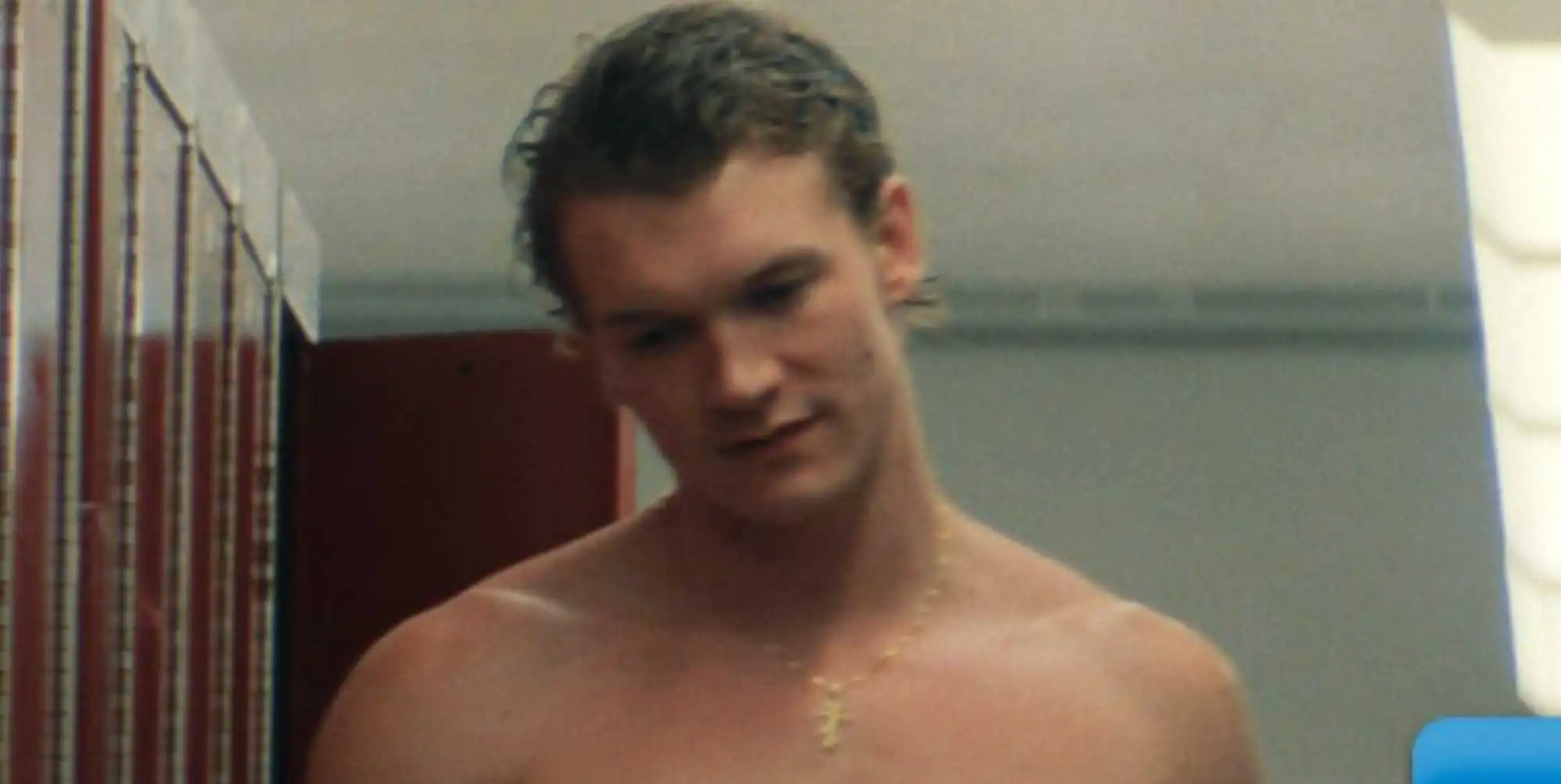 Rivilización de rivalidad con calefacción Trailer para la serie de hockey sobre hielo gay con el vestuario en topless Connor Snap