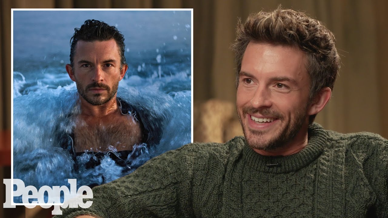 Jonathan Bailey hace historia como el primer hombre vivo gay más sexy según People