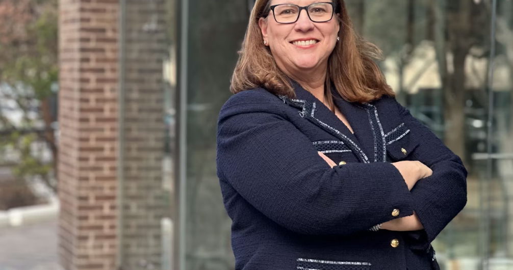 Los jueces federales impiden que los republicanos de Texas destituyan efectivamente a una congresista lesbiana de su cargo