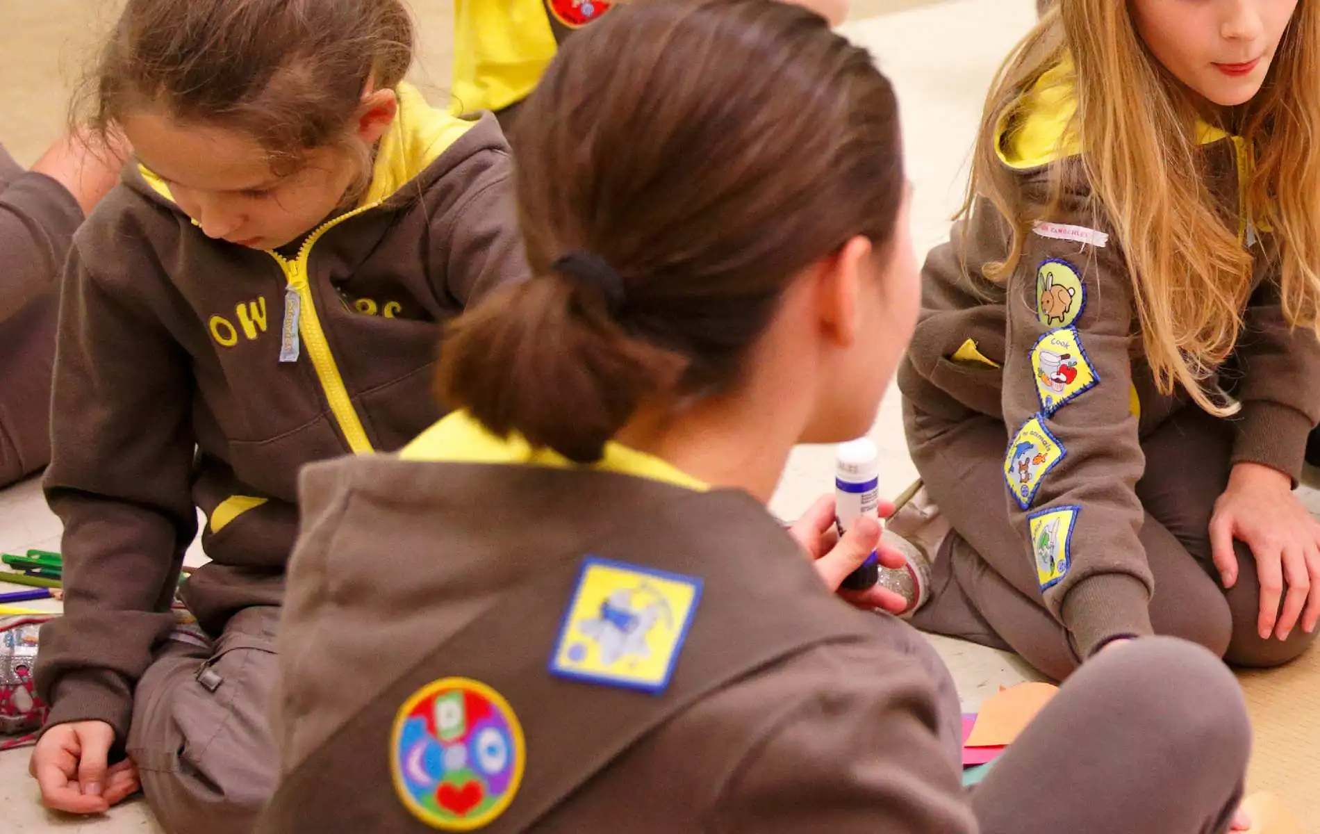 Los chicos trans pueden unirse a Girlguiding según una nueva política, confirma la organización