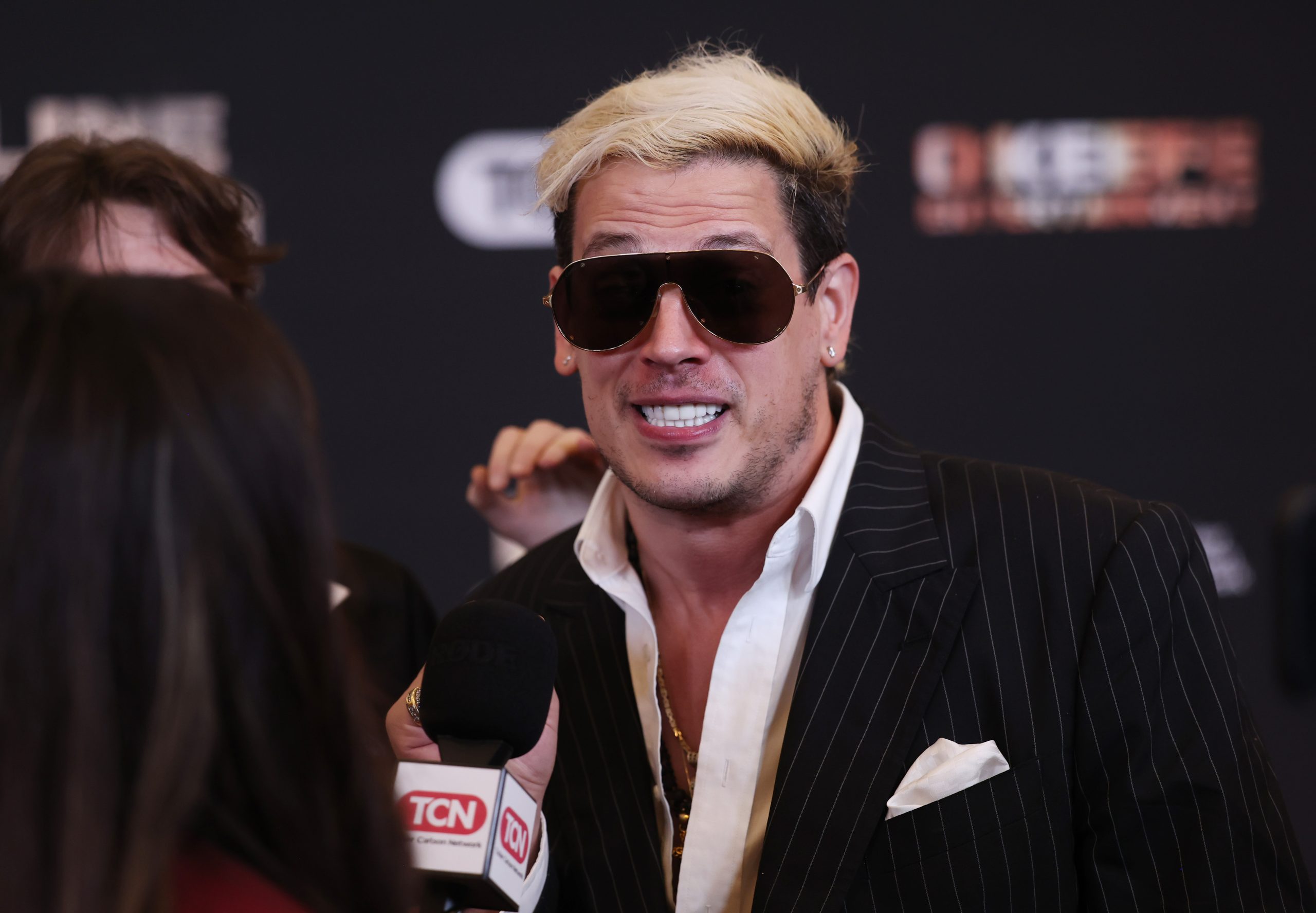 Milo Yiannopoulos dice que lamenta 'integrar la homosexualidad' con la drag queen MAGA