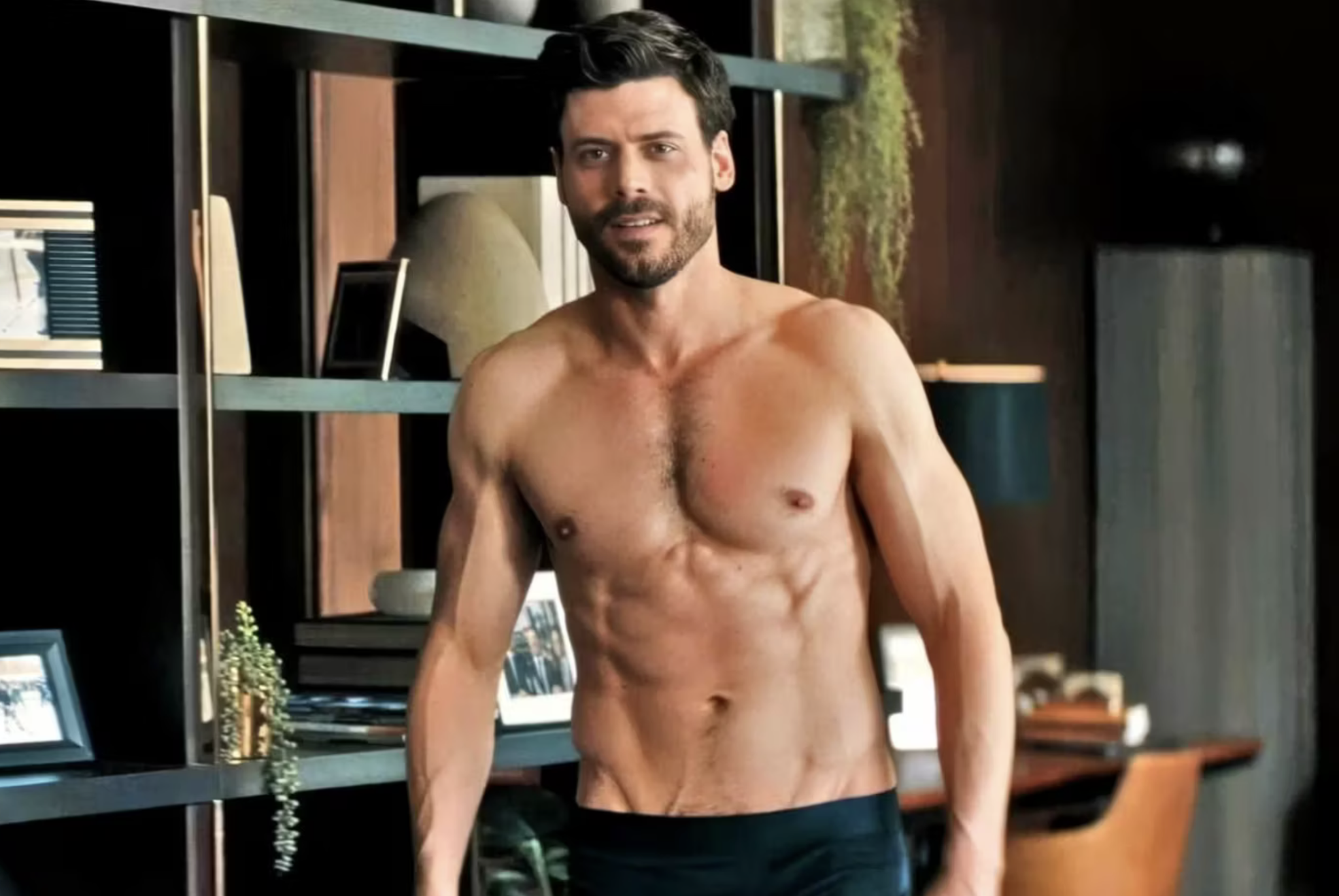 François Arnaud como Scott Hunter en Rivalidad acalorada. Foto: HBO Max/Crave Canadá