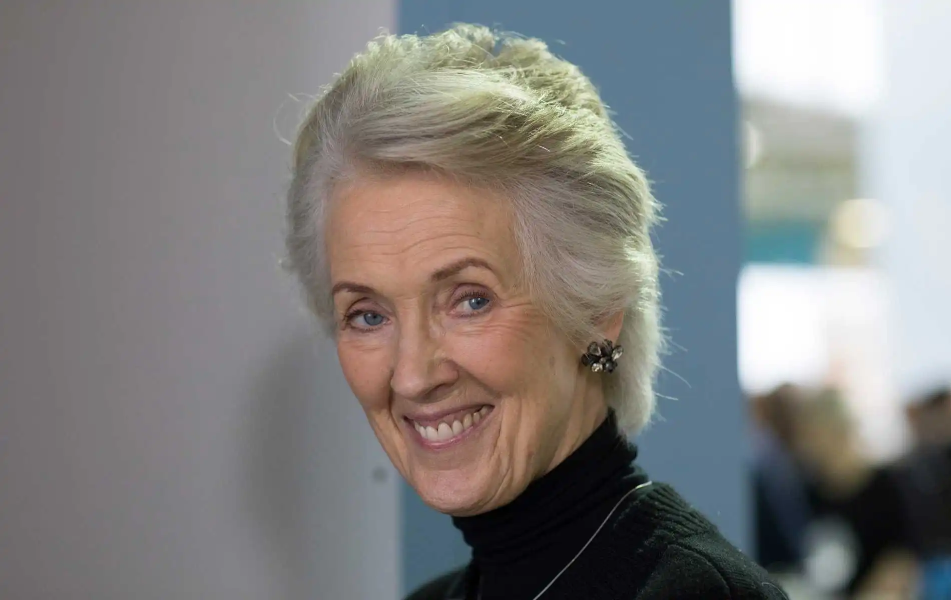 Joanna Trollope, autora del libro lésbico A Village Affair, muere a los 82 años