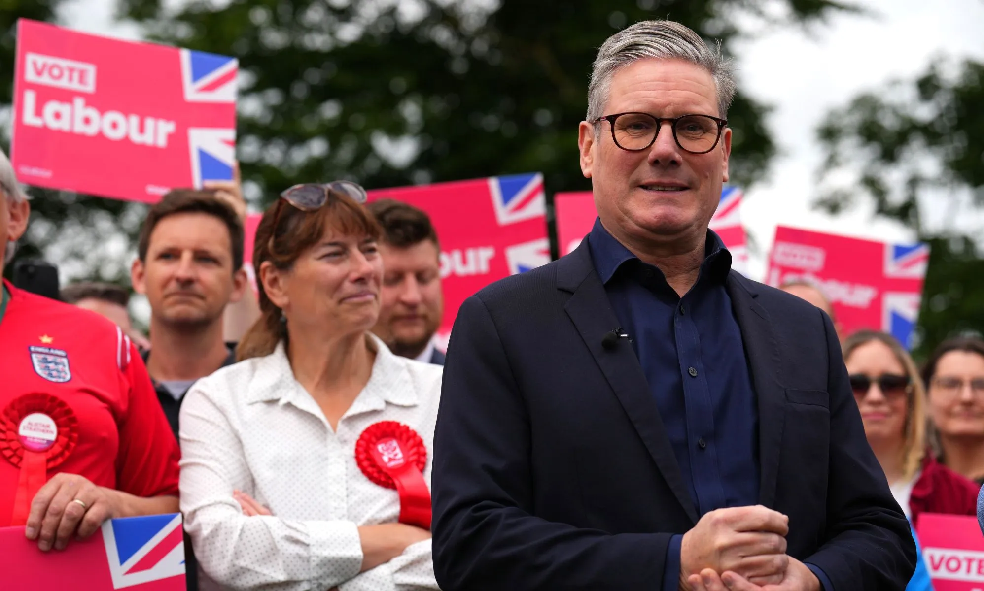Prime minister Keir Starmer surrounded by Labour voters.