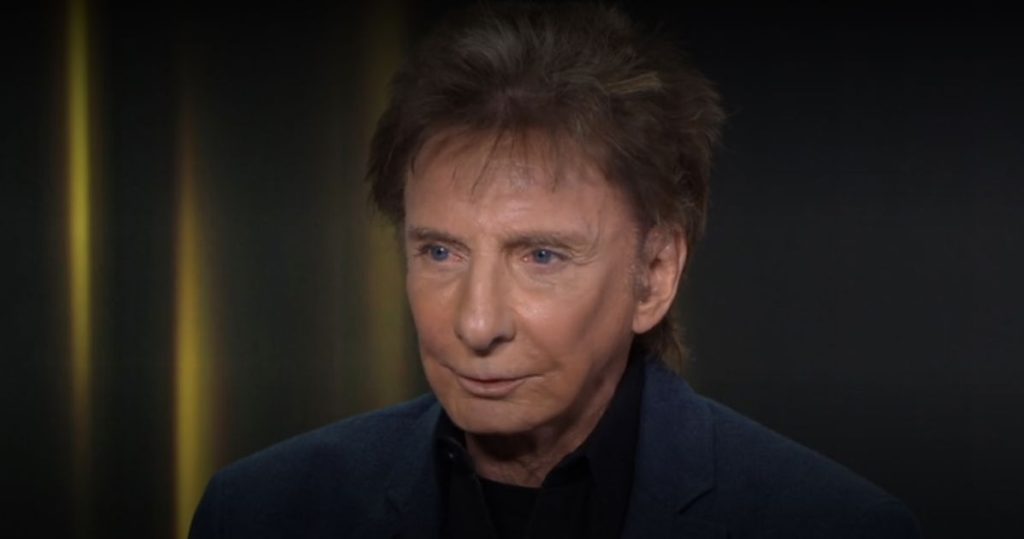 Barry Manilow anuncia el diagnóstico de cáncer de pulmón y califica su detección temprana como una “buena noticia”