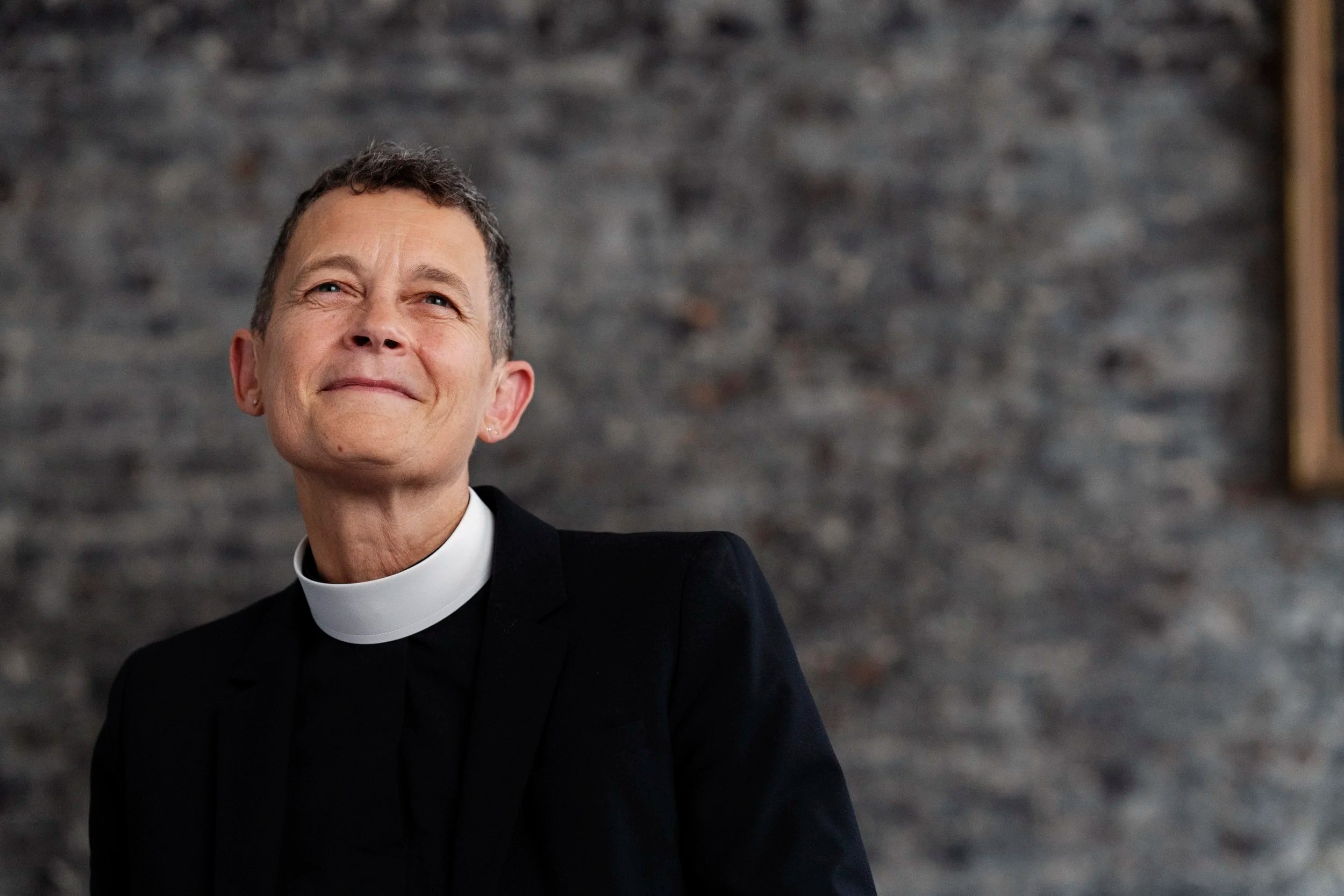 Cristianos estadounidenses se reúnen para protestar por la violencia contra las personas trans: 'No en el nombre de Jesús'