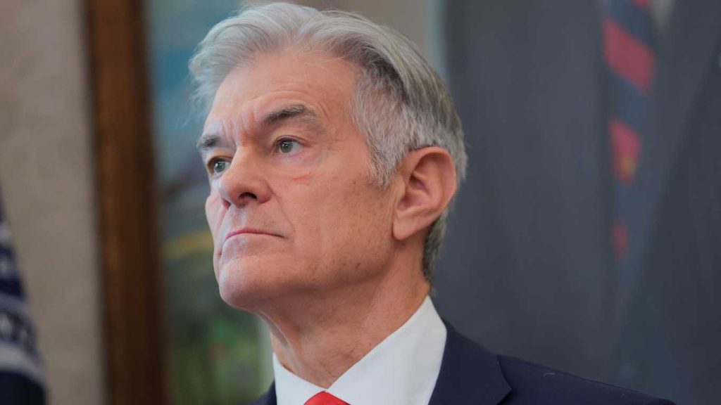 Dr Mehmet Oz, administrator for the Centers for Medicare and Medicaid Services.