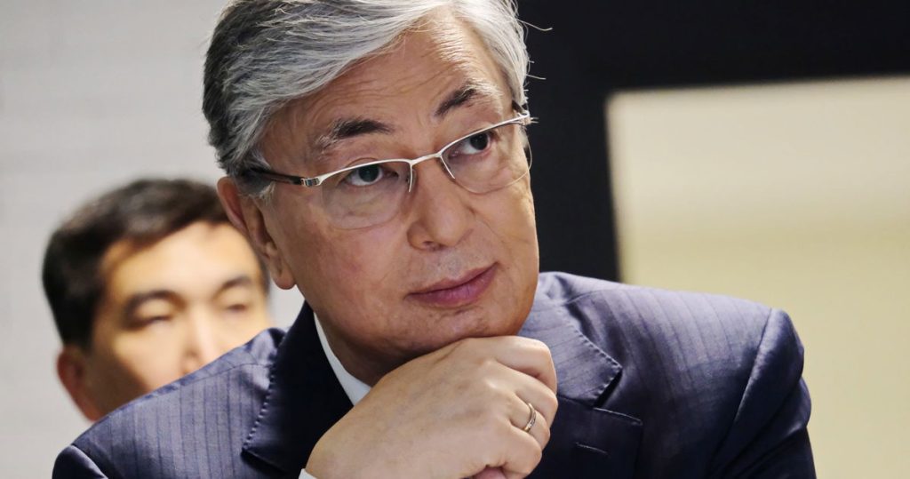 El Senado de Kazajstán aprobó una prohibición de la “propaganda” LGBTQ+. Probablemente el presidente lo firme.