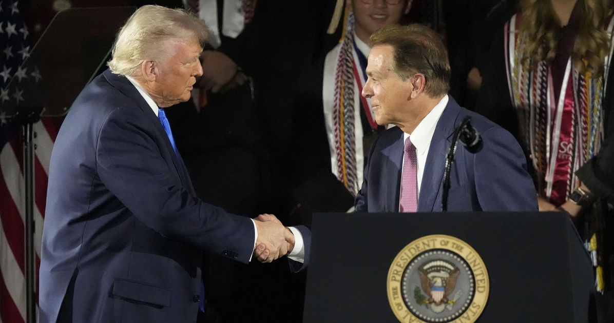 Los republicanos siguen resultando heridos por los apretones de manos. ¿Qué pasa con eso?