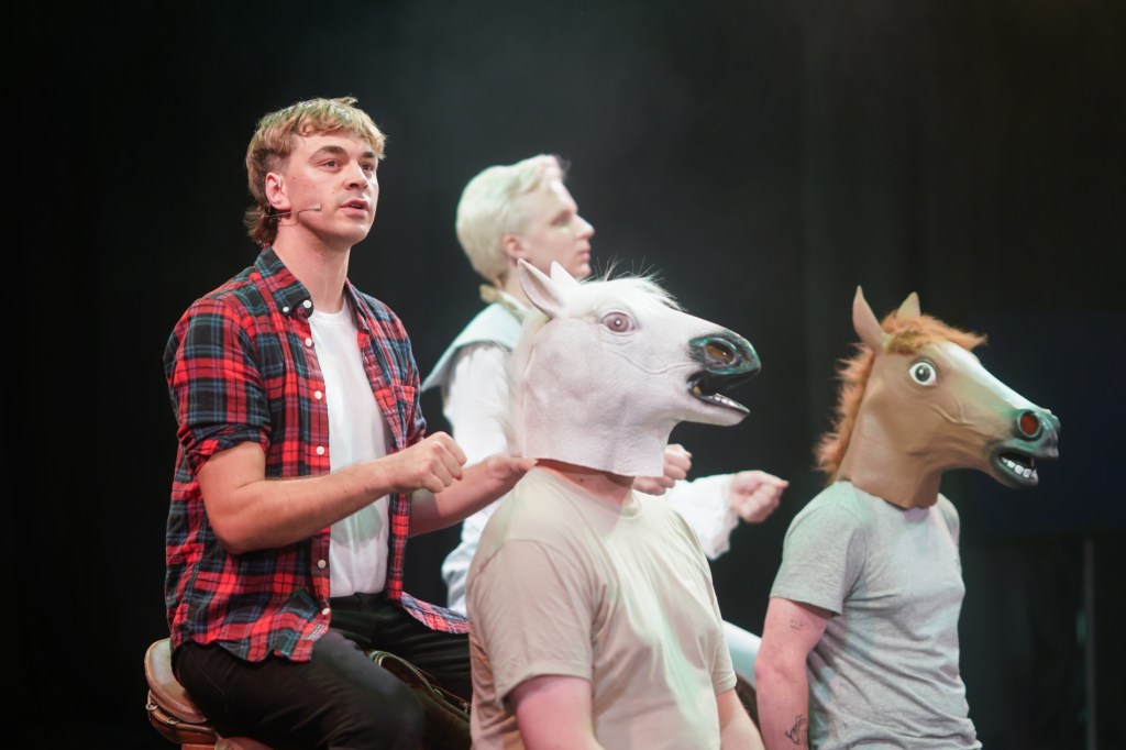 Joseph Martin y Linus Karp en El príncipe en forma