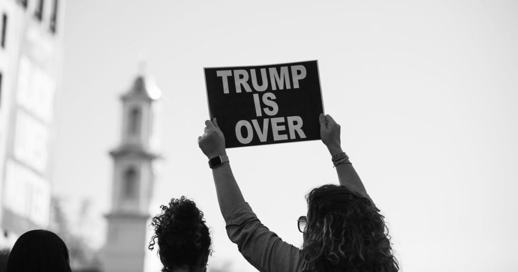 Un experto dice que los demócratas tienen una oportunidad “única en una generación” de cambiar cientos de escaños en todo el país