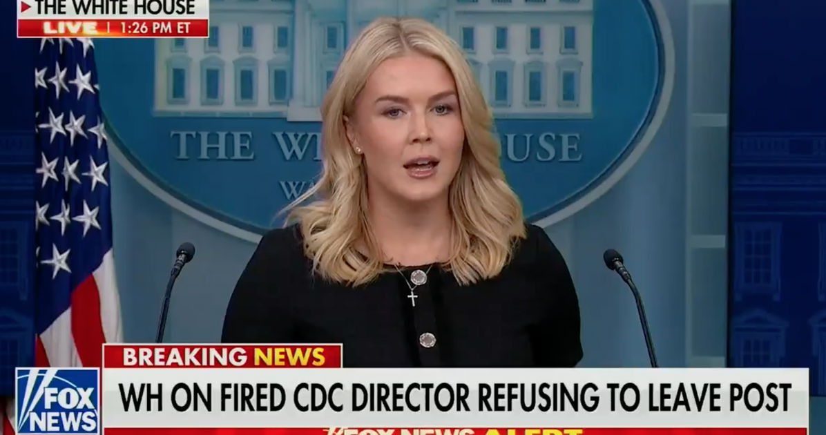 El sitio web de la Casa Blanca publica una foto en topless de una mujer trans en respuesta a los críticos de la destrucción del ala este