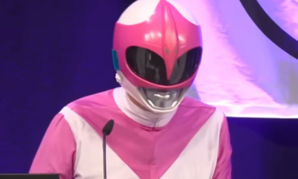 El hacker de 'Pink Power Ranger' elimina el sitio de citas de 'supremacistas blancos'