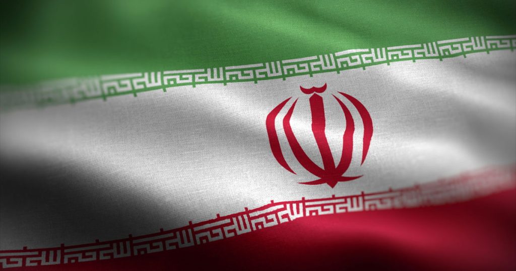 Esta pareja gay escapó de Irán temiendo por sus vidas. La administración los está devolviendo.