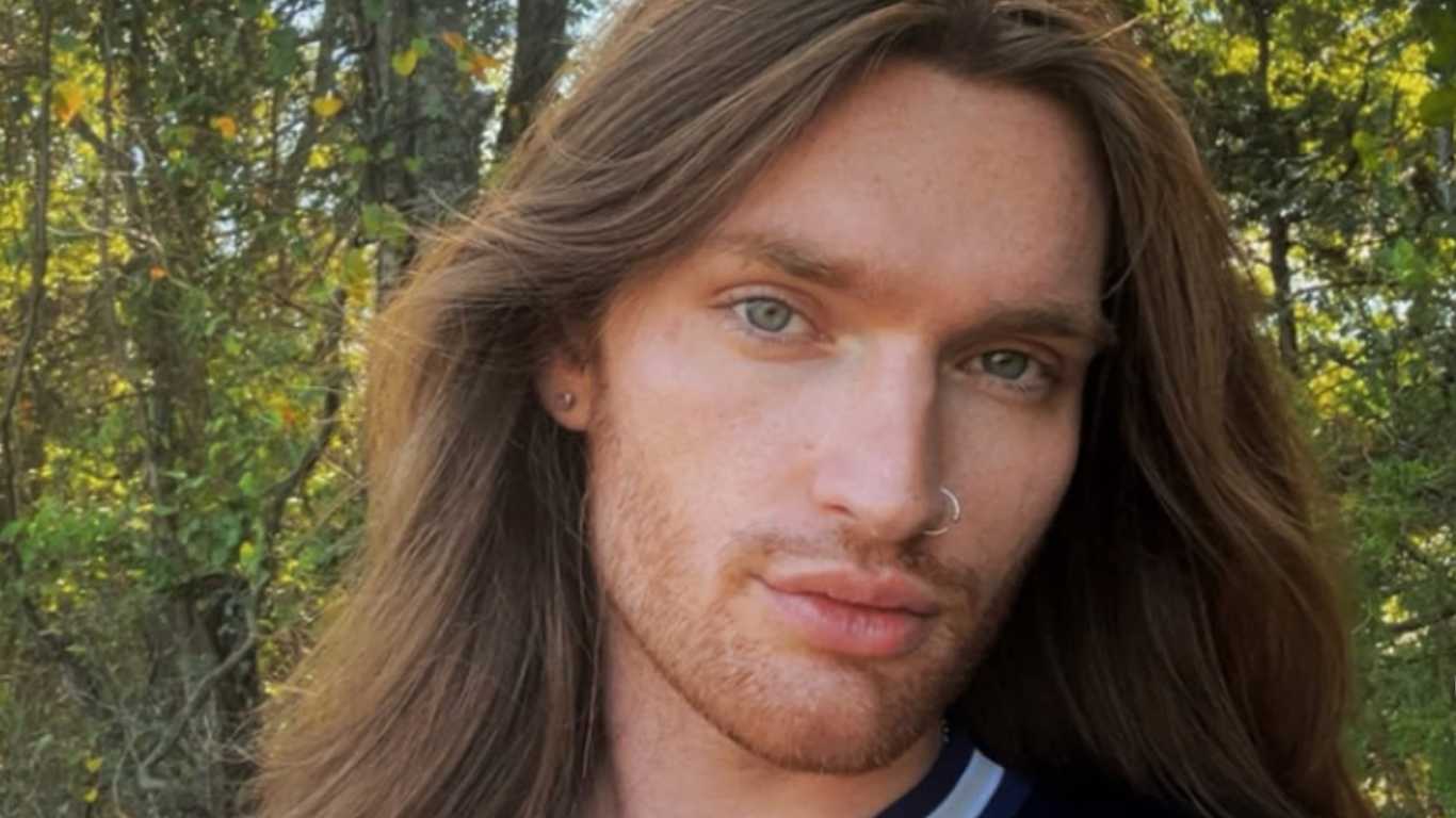 Venus Binkley is the only out gay cast member of Vanderpump Rules.