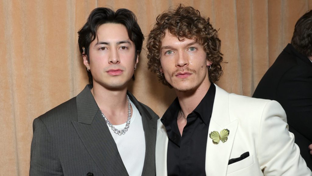 Las estrellas de 'Heated Rivalry' Hudson Williams y Connor Storrie son nombrados portadores de la antorcha olímpica