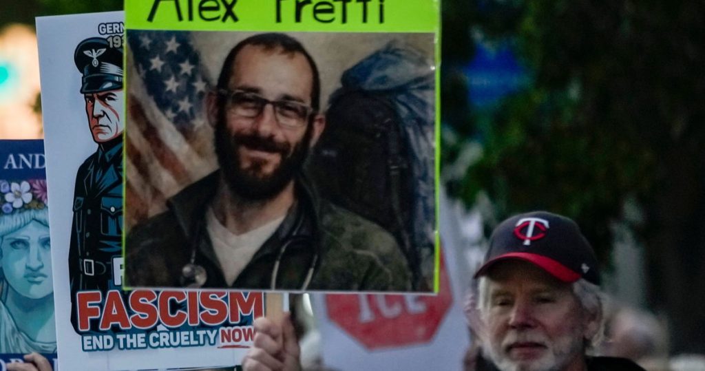 Los liberales de TikTok critican a las personas por oponerse a ICE y sus ejecuciones extrajudiciales