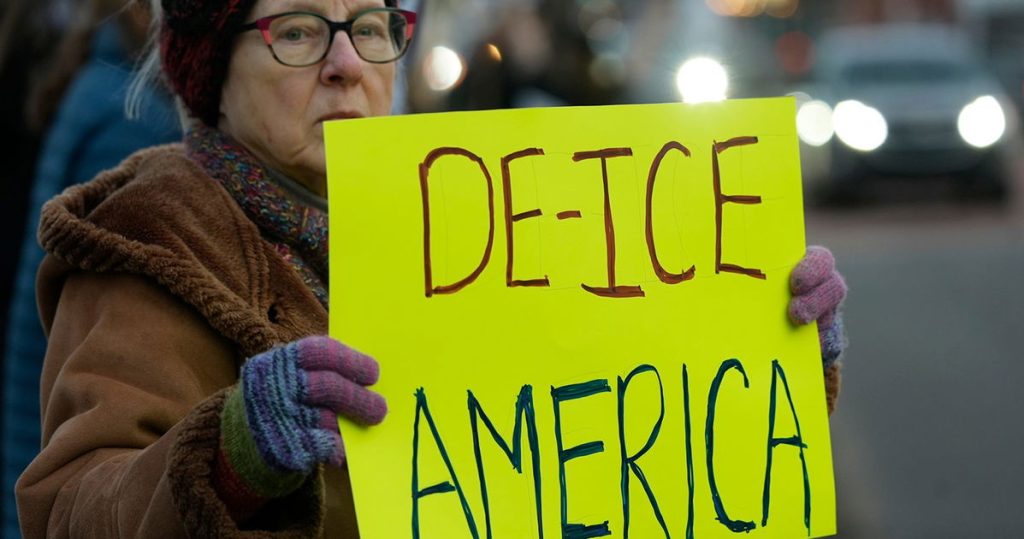 Trump pone fin a las protecciones contra violación para reclusos trans en instalaciones de ICE y prisiones de EE. UU.