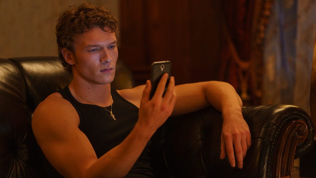 Connor Storrie en Rivalidad acalorada.