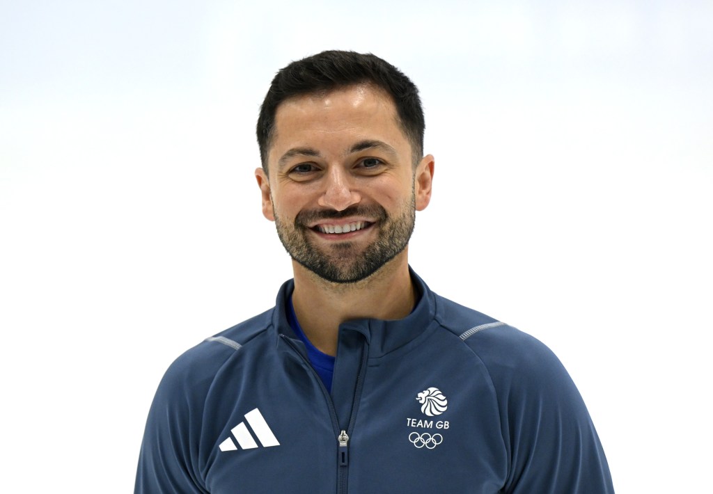 Lewis Gibson del equipo GB posa para un retrato