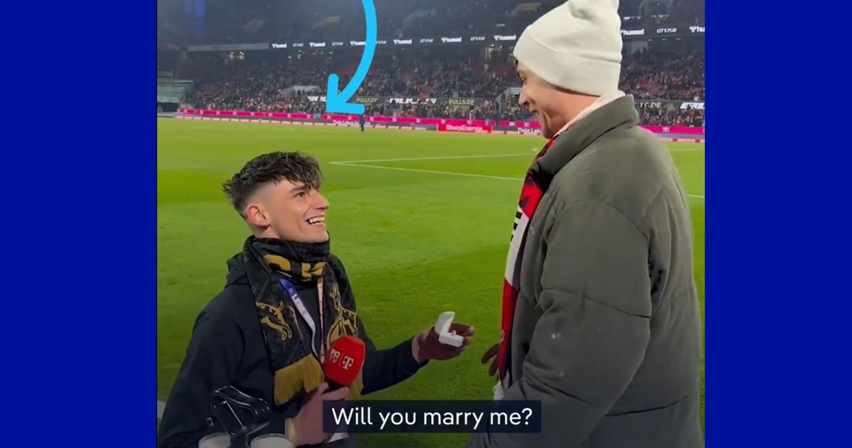 Árbitro de fútbol le propuso matrimonio a su novio en un conmovedor momento viral. Luego fue atacado.