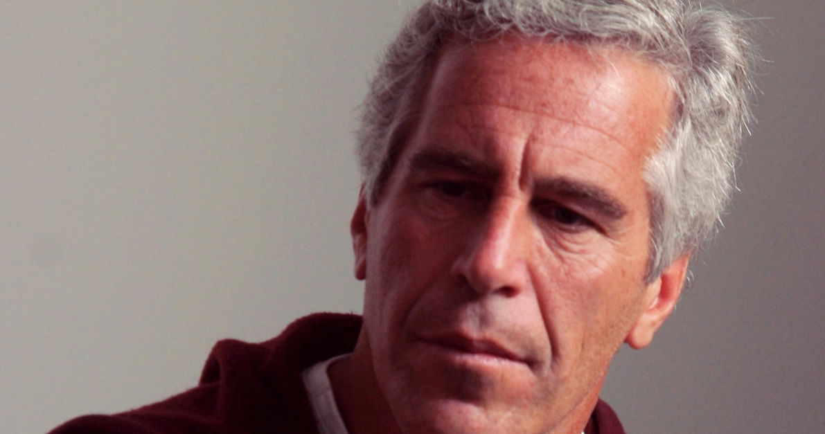Cuando una mujer trans acusó por primera vez a Jeffrey Epstein de violación, los medios se burlaron de ella