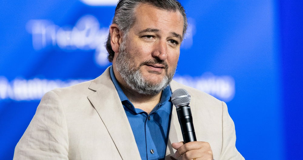 El senador republicano Ted Cruz dice: "Dejemos de atacar a los pedófilos" durante el discurso en el Congreso