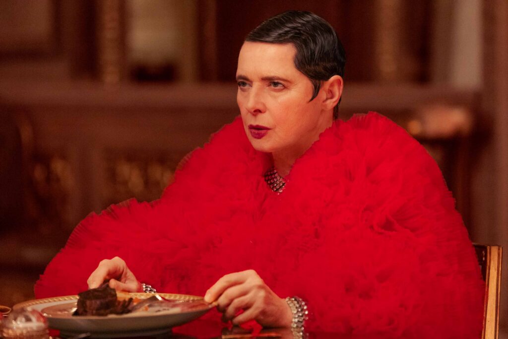 La Belleza - En la foto: Isabella Rossellini como Franny Forst. CR: Eric Liebowitz/FX