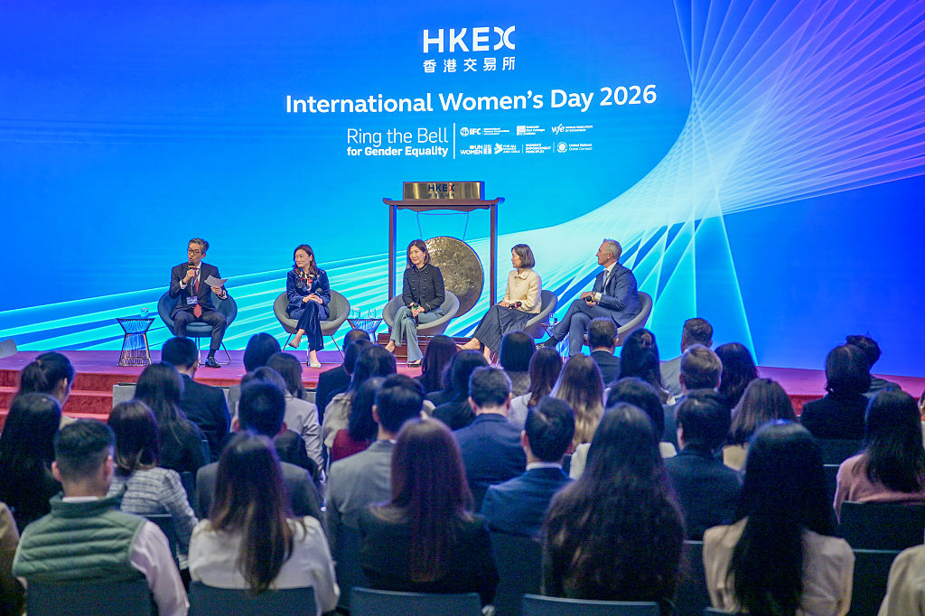 Ocho cosas que los empleadores pueden hacer para apoyar mejor a las mujeres en el trabajo este Día Internacional de la Mujer