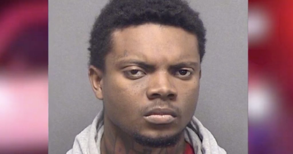 Usó Grindr para atraer a dos hombres a la muerte. Ahora se irá por mucho tiempo.