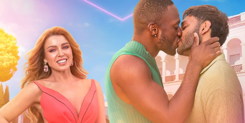 Una imagen promocional de I Kissed A Boy que muestra a Dannii Minogue sonriendo con un vestido rojo y dos hombres besándose.