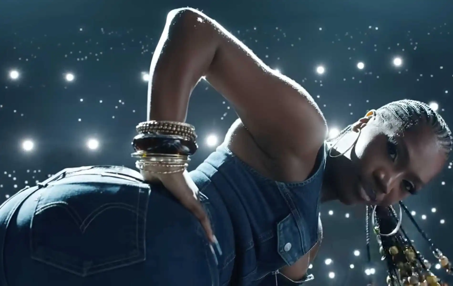 Doechii rocking her Levi