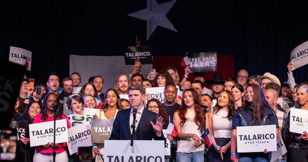 James Talarico acaba de ganar sus primarias. Los republicanos ya están atacando su apoyo a las personas trans.