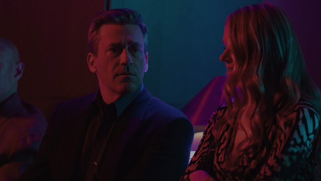 Jon Hamm en Tus amigos y vecinos T2