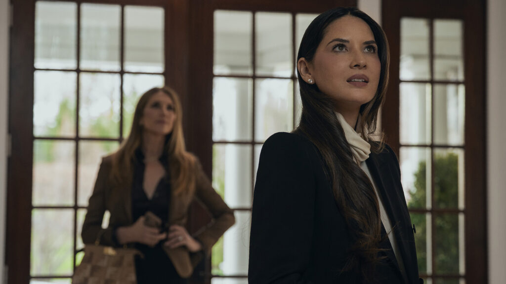 Olivia Munn Tus amigos y vecinos T2