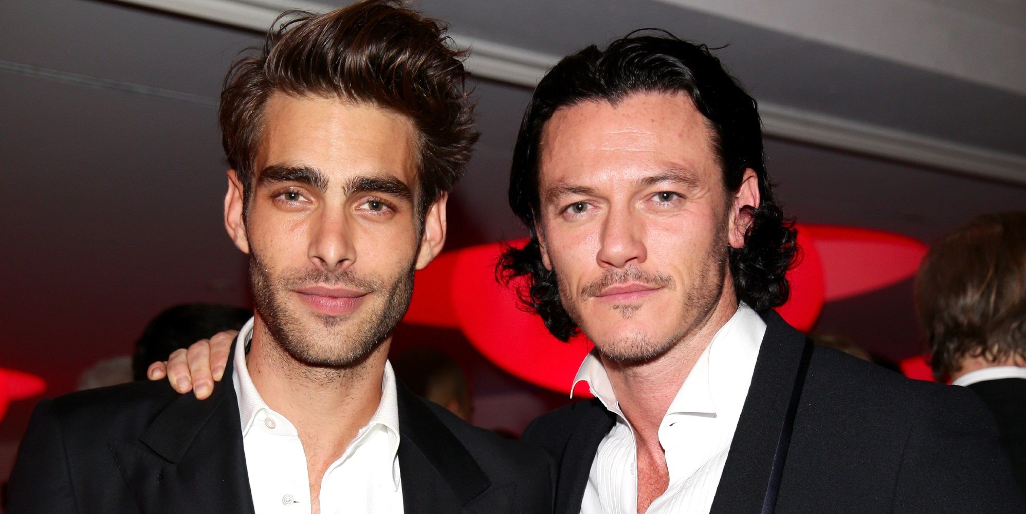El ex supermodelo de Luke Evans, Jon Kortajarena, se convierte en padre: 'Está muy feliz'
