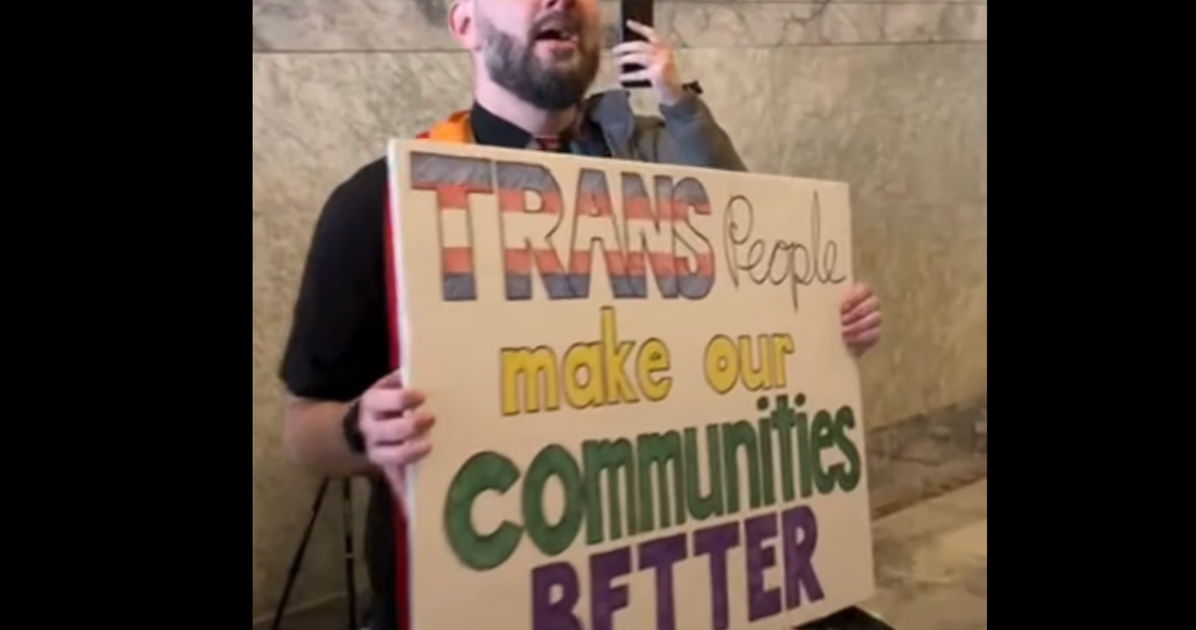 Las personas trans enfrentan una amenaza existencial en Idaho, pero la resistencia continúa