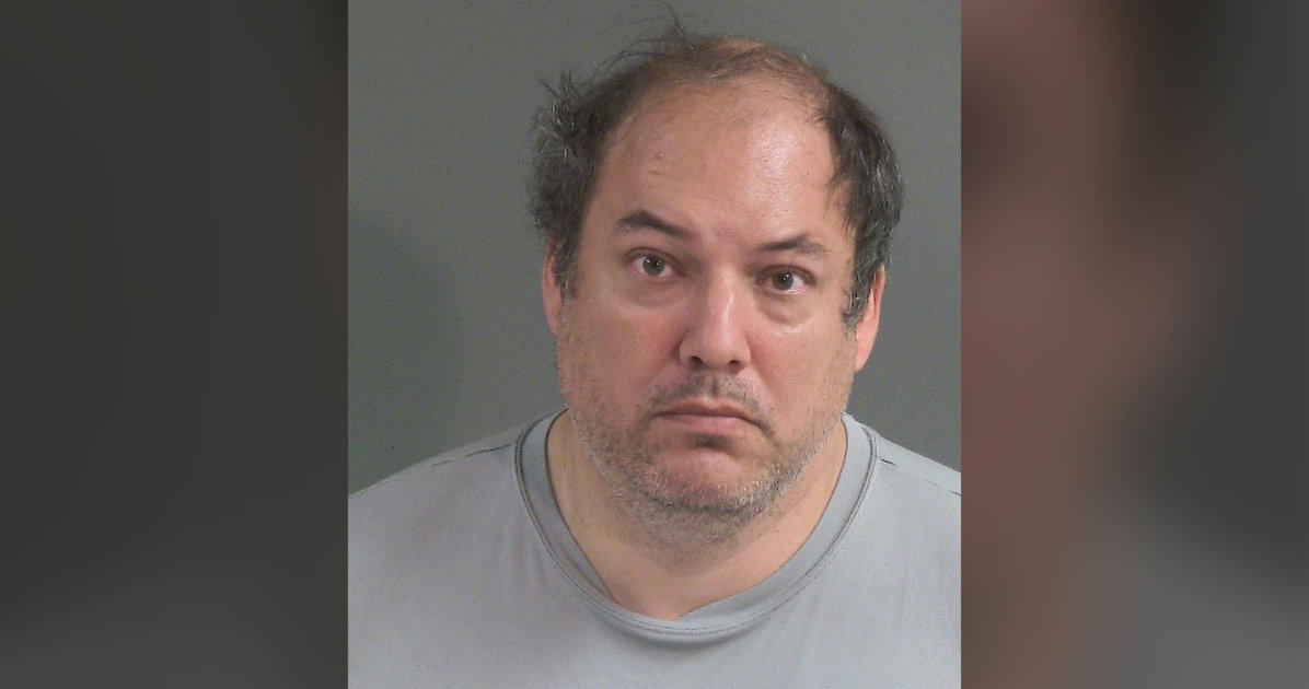 Político cristiano republicano supuestamente pagó a niños para que le enviaran imágenes sexualmente explícitas