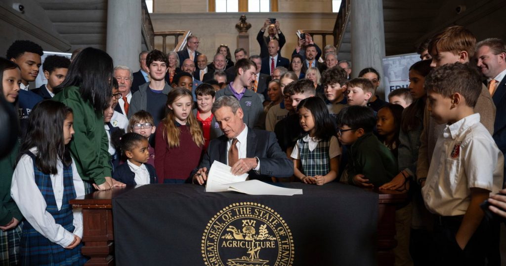 Tennessee designa junio como el “Mes de la Familia Nuclear” como parte de la guerra contra la visibilidad LGBTQ+