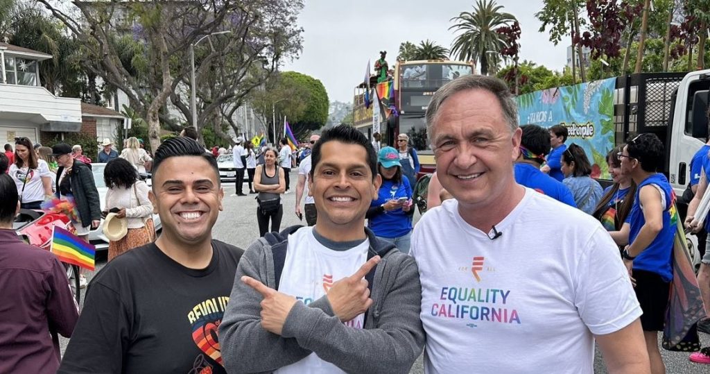 Trump quiere registros de salud trans, pero California está tratando de detenerlo