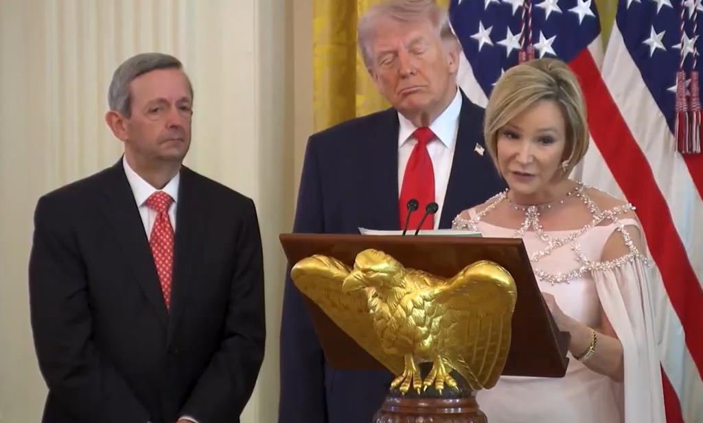 ¿Qué religión es Trump? La respuesta, como muchas cosas sobre él, siempre ha sido un poco turbia.