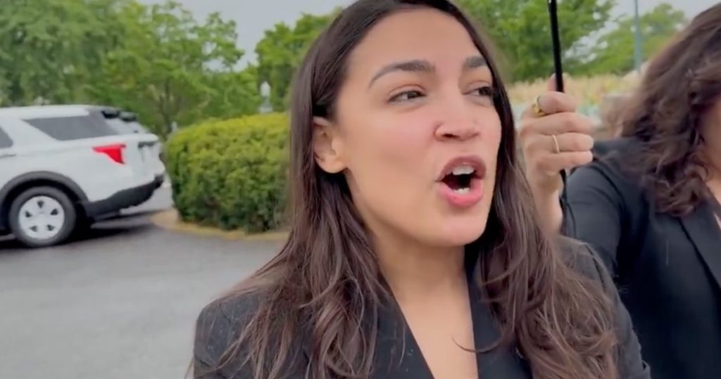 AOC dijo que es posible que ya hayamos tenido un presidente gay. Los republicanos dicen que fue Obama.