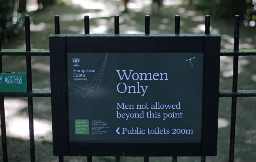 The sign indicating the