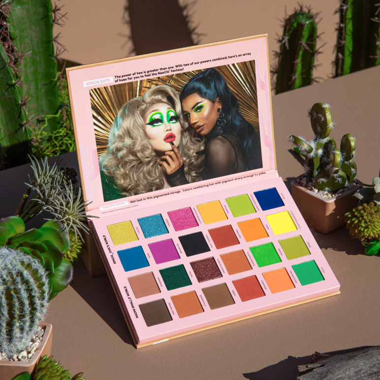 KIMCHI X NAOMI SMALLS: 2 Queens en 1 Desert Mad Maxine, sombra de ojos Soot Yourself y paleta de pigmentos prensados