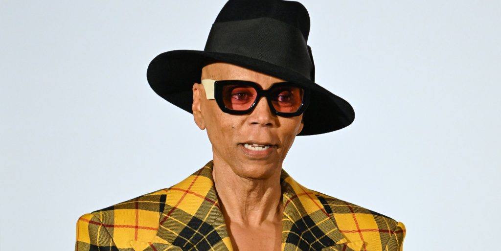 El consejo de RuPaul de 'fiesta y baile' frente al 'fascismo' divide a los fans