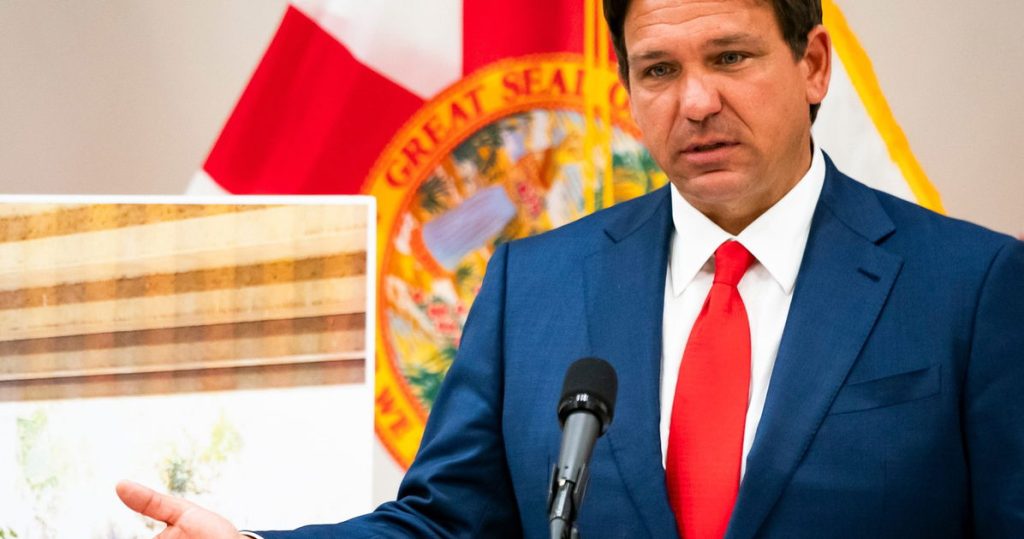 Ron DeSantis casi deja que una organización LGBTQ+ se pudra con el calor del verano. Fue salvado por la protesta pública.