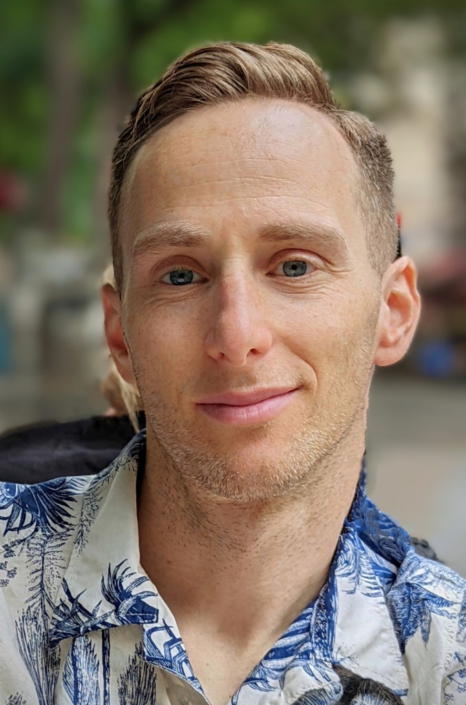 Dr. Edén Sarid