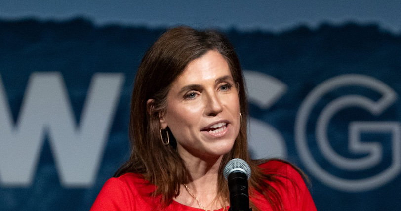 “Crybully”: los republicanos comparten lo que realmente sienten acerca de Nancy Mace después de su derrota en las primarias
