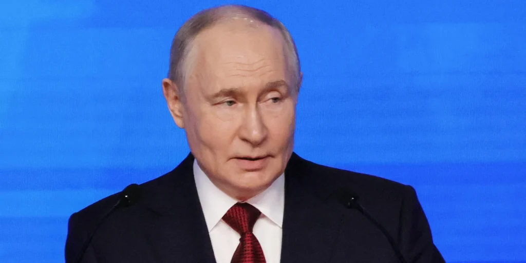 Rusia condena a prisión al dueño y al personal de un club nocturno bajo la prohibición del "movimiento LGBT"